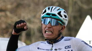 Paris-Nice: Santiago Buitrago s'enivre au Mont Brouilly