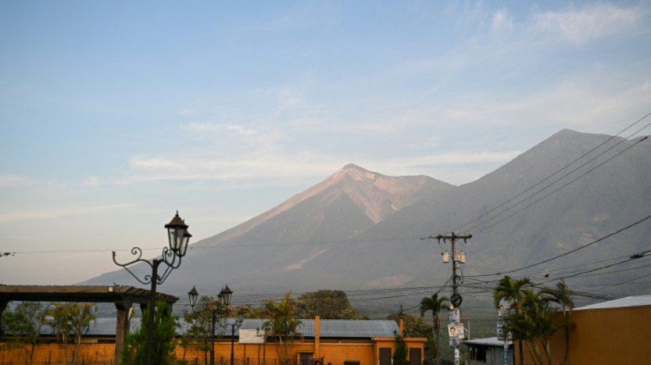 Volcano rumblings prompt air traffic alert in Guatemala