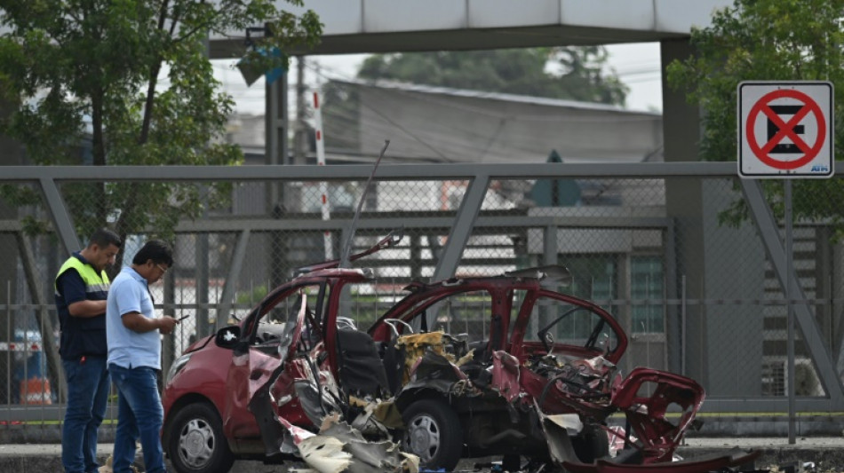 Ecuador declares emergency after 5 police gunned down 