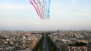 Parade et concert géant: les JO de Paris s'offrent une "after" sur les Champs-Elysées 