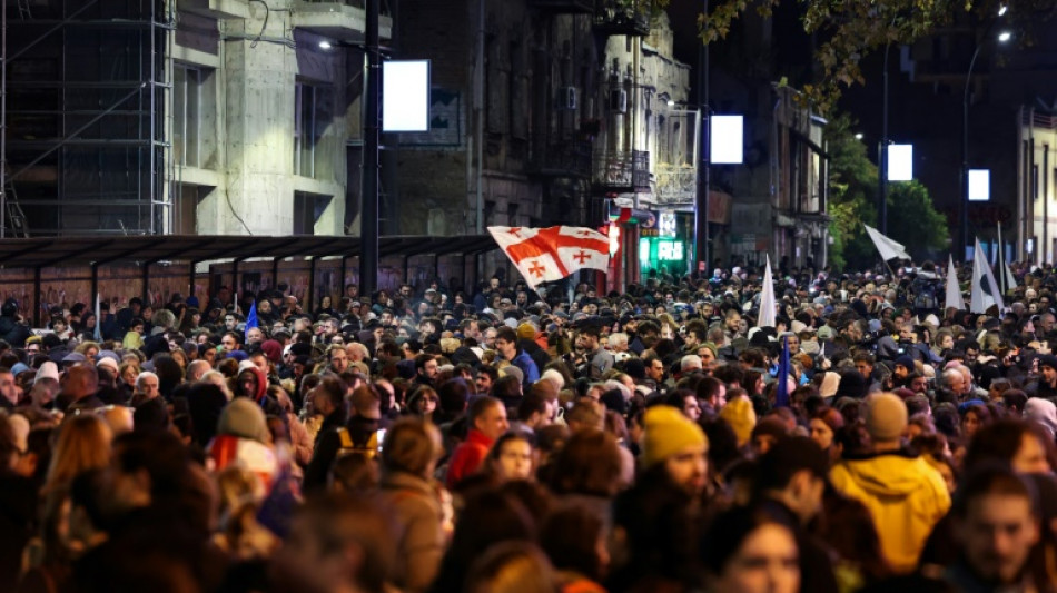 Tausende demonstrieren in Tiflis gegen Wahlsieg von Regierungspartei