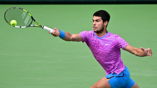 Tennis: Alcaraz domine Medvedev 7-6, 6-1 et conserve son titre à Indian Wells