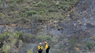 Tropensturm "Kay" bringt Entspannung bei Kampf gegen Feuer in Kalifornien