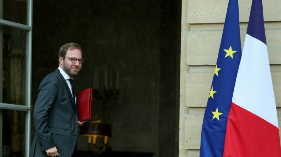 Après un gros dérapage, la France promet à l'UE de corriger son déficit budgétaire