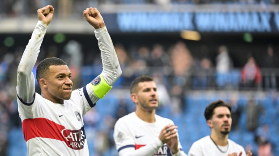 L1: le PSG brave les vents contraires et fait le trou