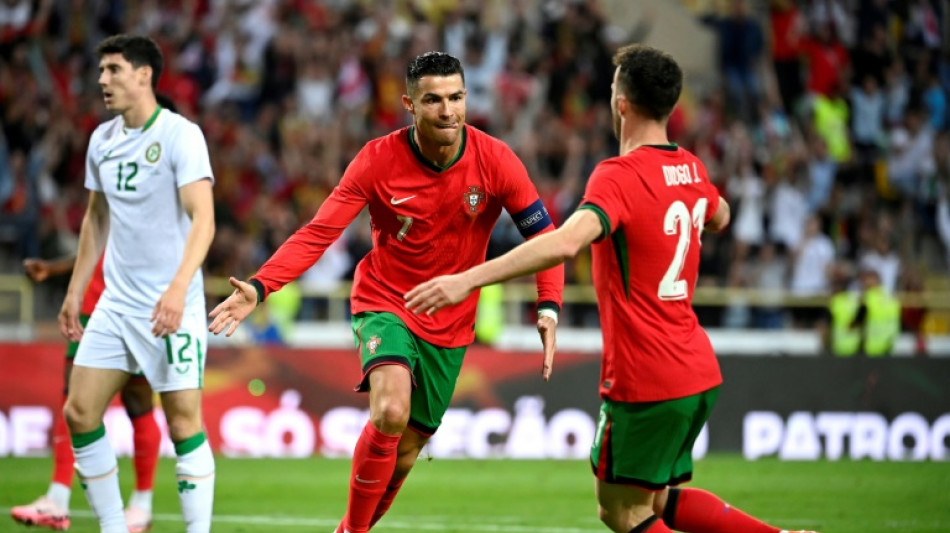 CR7 marca dois gols e Portugal vence Irlanda em amistoso antes da Eurocopa