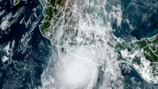 Why did Hurricane Otis 'explosively' intensify off Mexico?