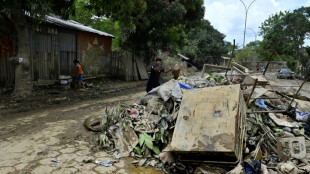 "Al menos estoy viva": afectados por grave inundación en Bolivia buscan rehacer sus vidas