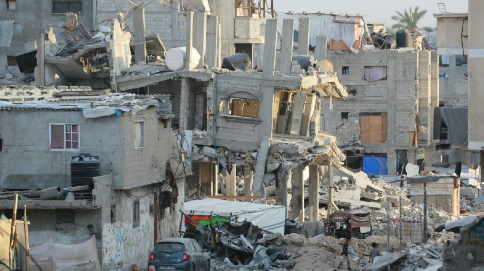 Gazans rebuild homes from rubble in preparation for winter