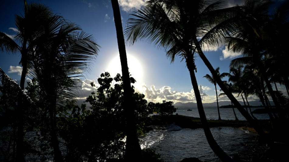 Remise en tension "progressive" du réseau électrique en Guadeloupe, toujours sous couvre-feu