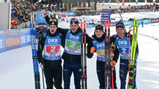 Biathlon: les Bleus de nouveau deuxièmes du relais masculin derrière la Norvège