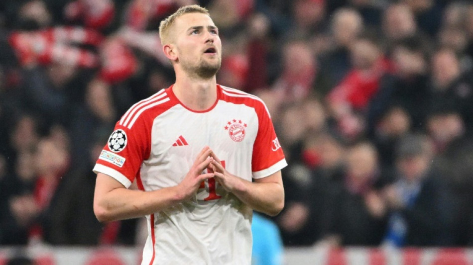 De Ligt e Mazraoui deixam Bayern de Munique e assinam com o Manchester United