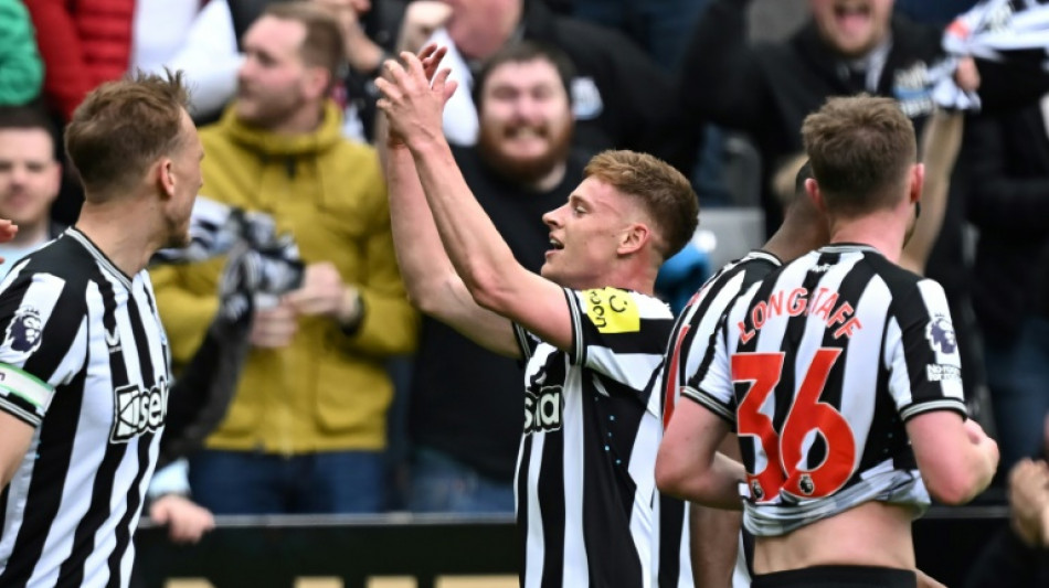 De virada, Newcastle vence West Ham por 4 a 3 no Inglês