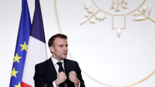 Macron demands 'revolutionary' government but few new faces