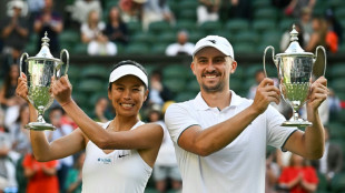 Polonês Zielinski e taiwanesa Hsieh vencem final de duplas mistas em Wimbledon