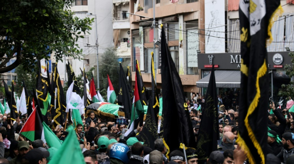 Hundreds mourn Hamas deputy leader at Beirut funeral