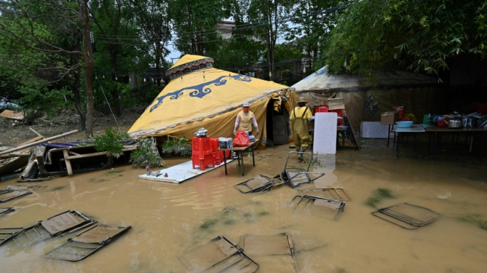 Inondations en Chine: de nouvelles pluies violentes prévues, les victimes engagées dans un contre-la-montre