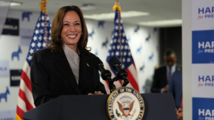 Kamala Harris sai em campanha como provável candidata democrata