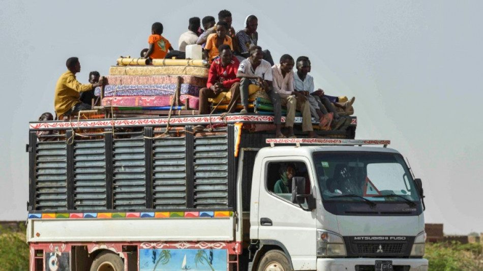 Fighting engulfs Sudan aid hub, sparking new exodus