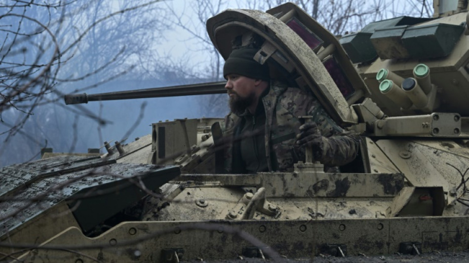 Ukraine reinforces 'extremely critical' frontline town