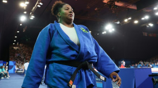 Beatriz Souza vai à final no judô em Paris; Calderano perde para sueco e disputará bronze no tênis de mesa