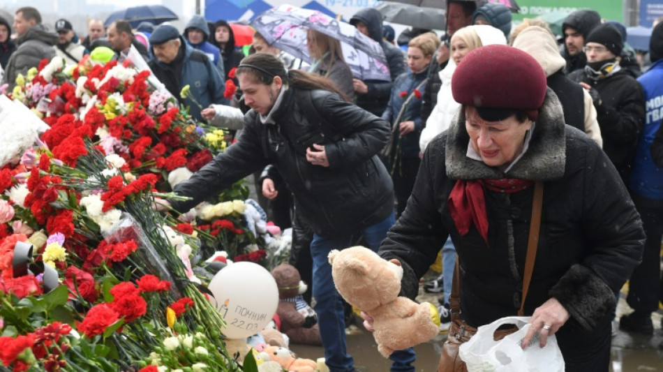 As Moscow mourns, opinion divided on Ukraine accusations