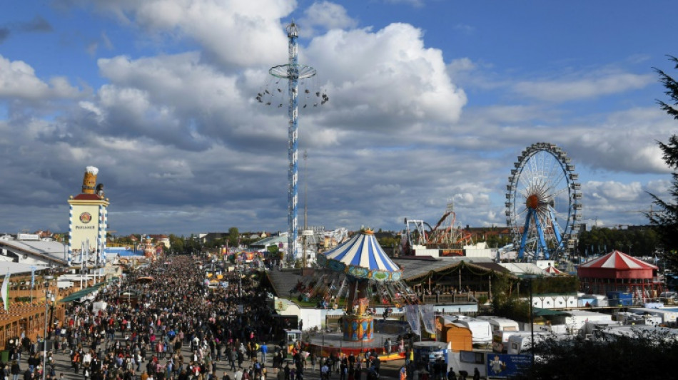 Gericht: Eventagentur darf keine Tischreservierung für Oktoberfest verkaufen