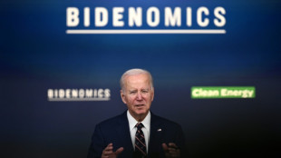 Biden sells economic strength, but voters aren't buying yet