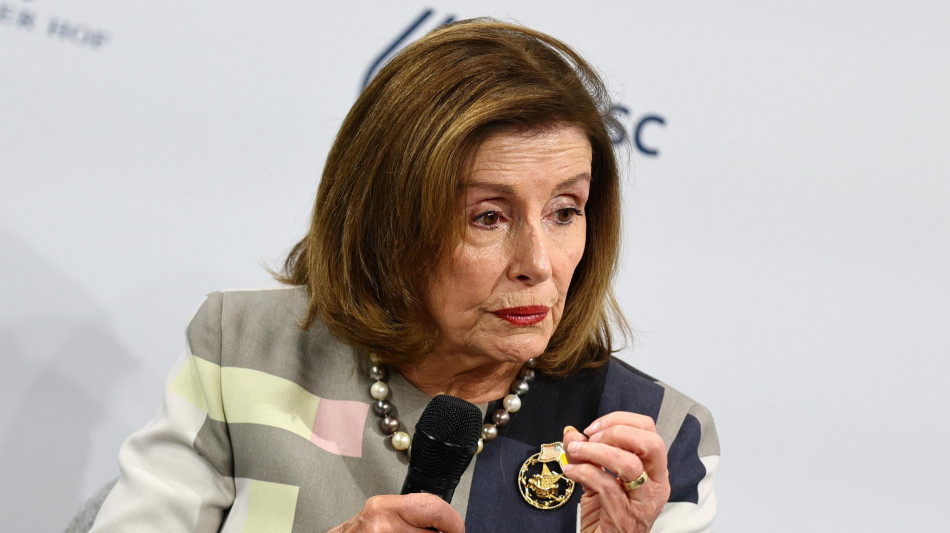 Pelosi attacca Netanyahu, il peggior discorso al Congresso