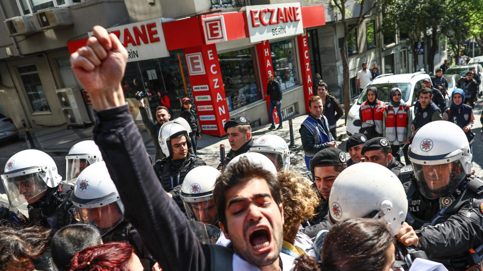 Istanbul blindata per il Primo Maggio, decine di fermati