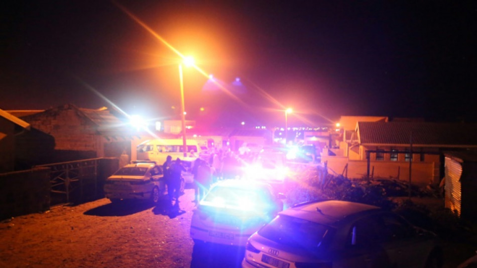 Police investigate deaths of 21 teenagers at S. African tavern