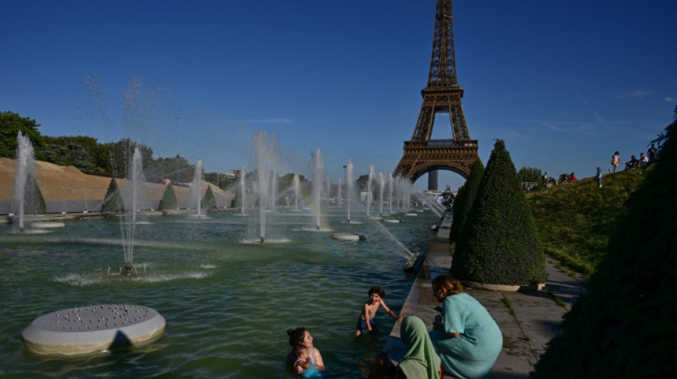 La canicule continue d'écraser l'Hexagone, 4 départements en vigilance rouge