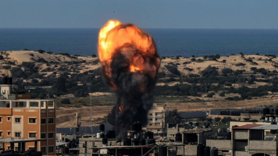 Israel pounds Gaza targets after US vetos rare UN ceasefire bid