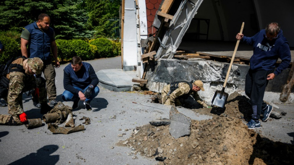 En Ukraine, une enquête pour "crimes de guerre" dans le parc Gorki de Kharkiv