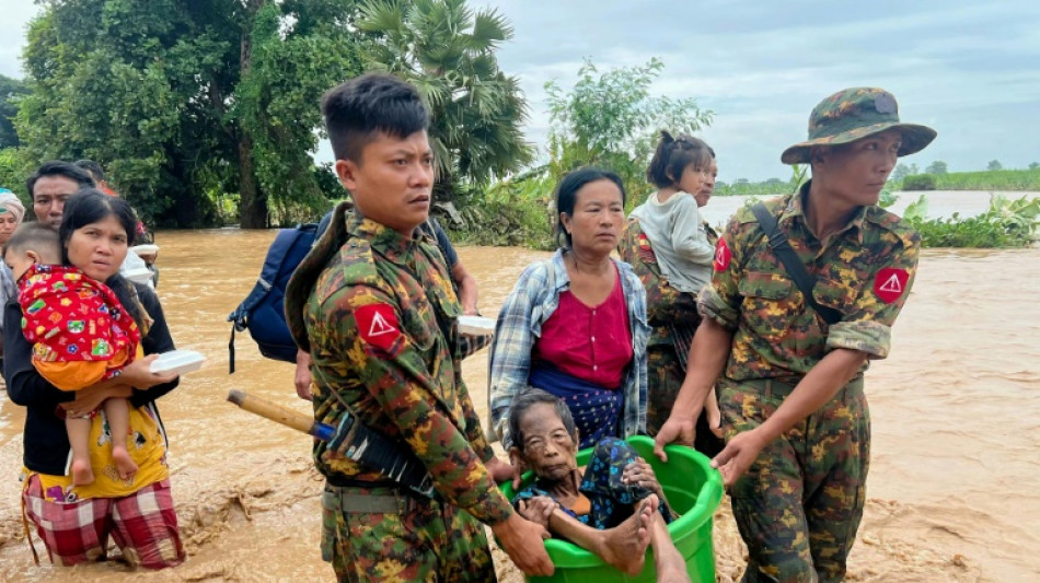 Typhon Yagi: la Birmanie face à de vastes inondations, le Vietnam nettoie après le retrait des eaux