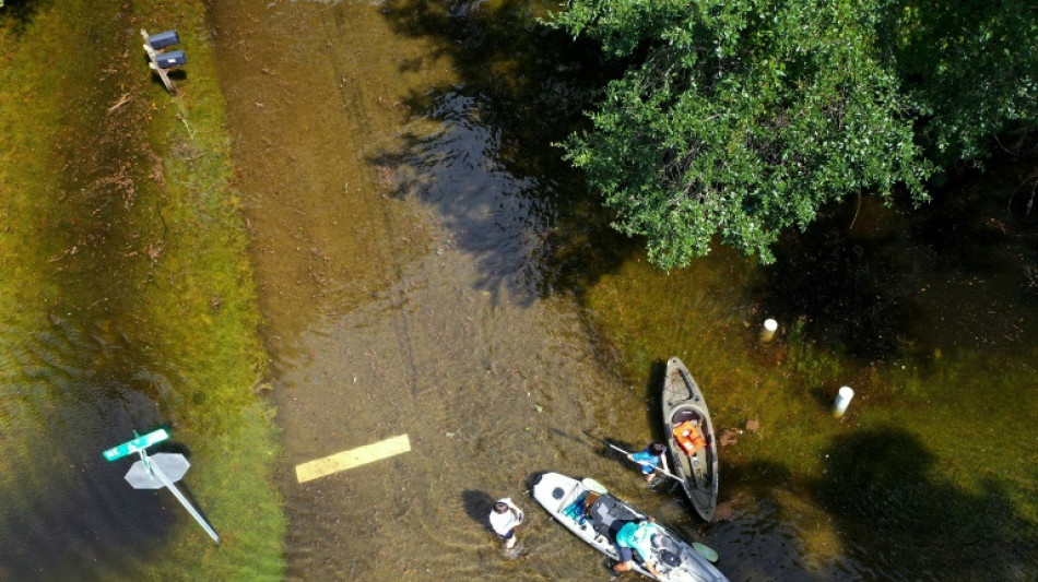 How climate change boosts hurricanes