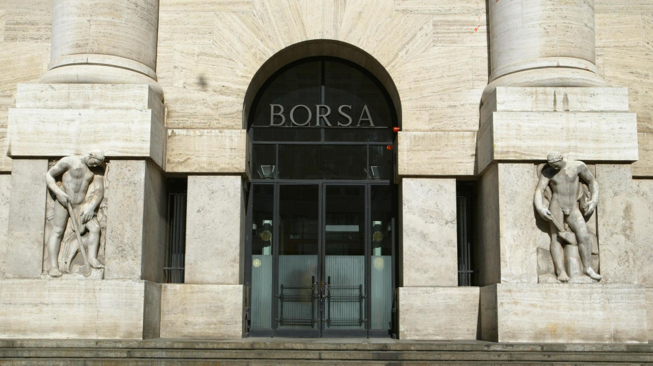 Borsa: Milano chiude in rialzo, Ftse Mib +0,93%