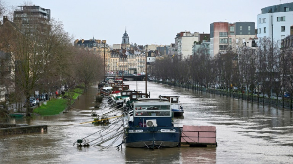 Crues: 600 personnes évacuées en Ille-et-Vilaine, vigilance rouge étendue au Morbihan et à la Loire-Atlantique